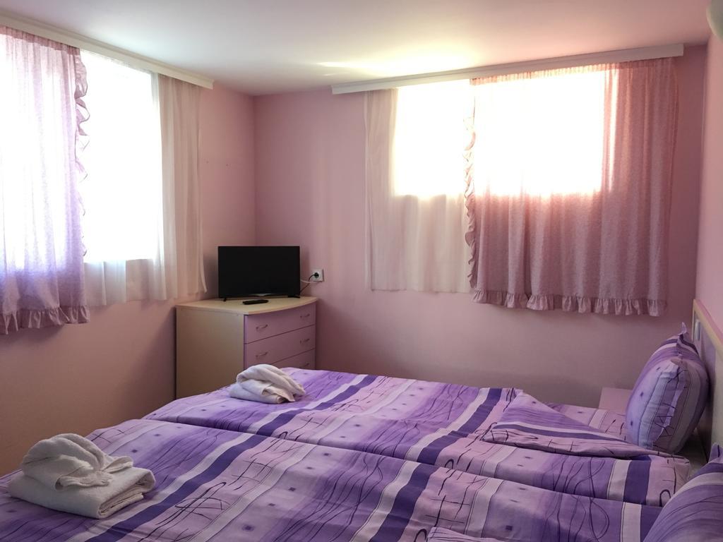 Triglav Edelweiss Guest House Pavel Banya Dış mekan fotoğraf